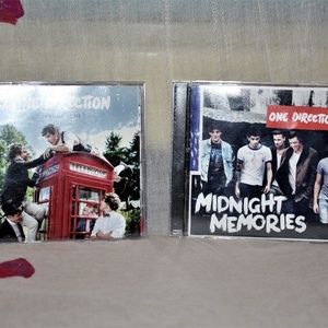 2 ONE DIRECTION CDs